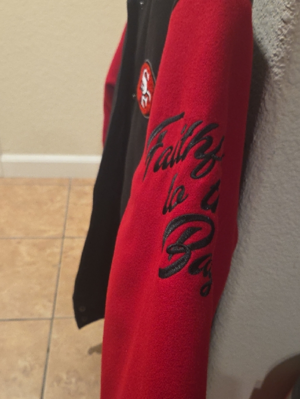 NFL San Francisco 49ers Black and Red Varsity Bomber Jacket - Picture 4 of 6
